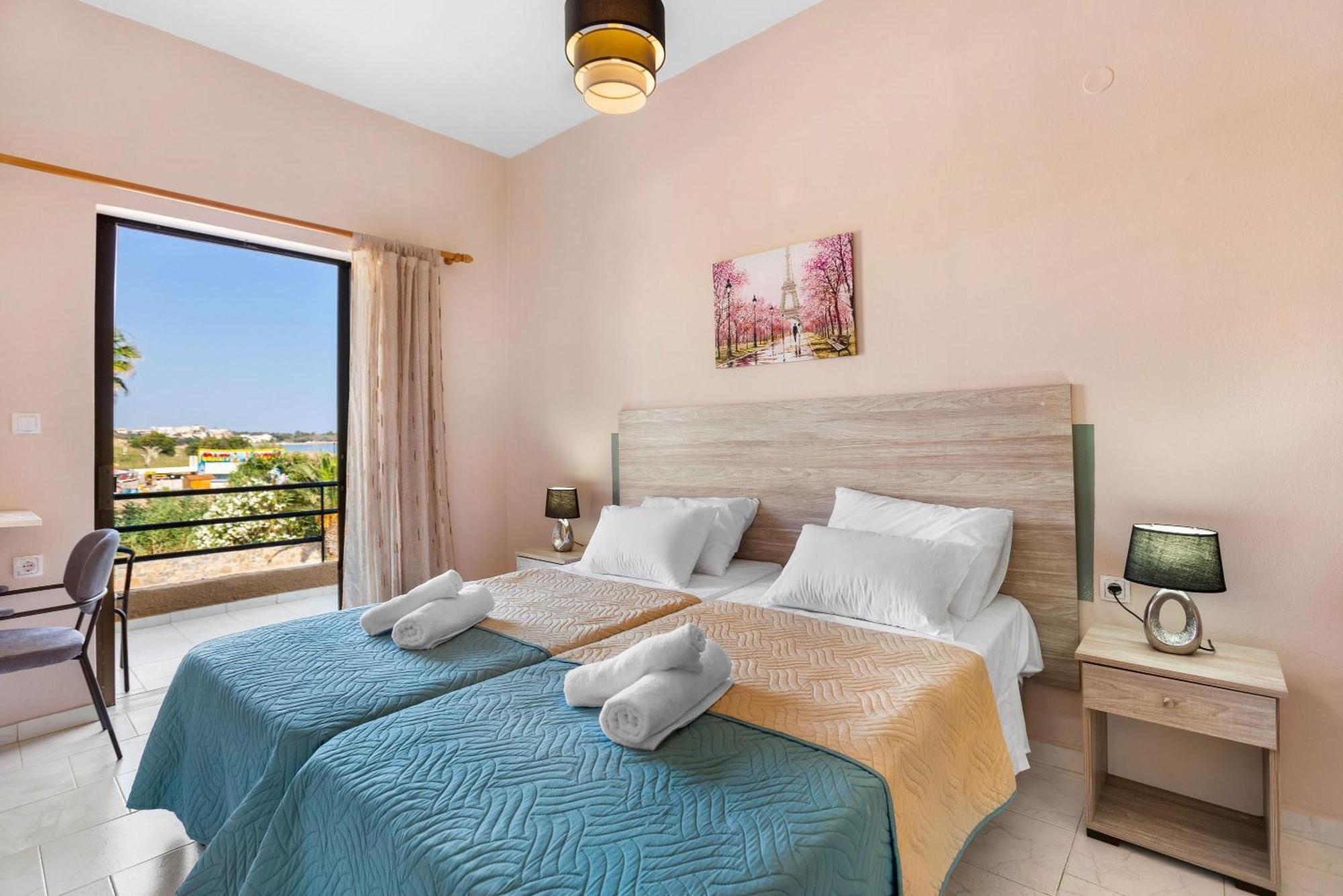 Sun Beach Apartments In Chania 09 11 المظهر الخارجي الصورة